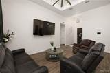 903 Thomas - Photo 3