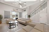 112 Dolphin - Photo 4
