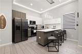 112 Dolphin - Photo 7