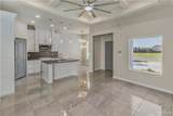 913 Trinity - Photo 4