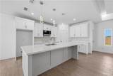 699 Foster - Photo 5