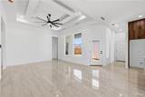 2713 Conroe - Photo 4