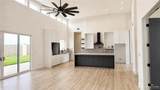 2106 Clearwater - Photo 4