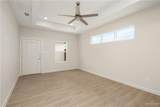 713 Coves - Photo 4