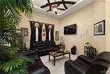 606 San Saba - Photo 4