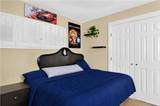 700 Fern - Photo 12