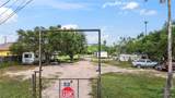5256 Fm 493 - Photo 9