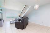 301 Houston - Photo 6