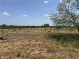 00 Cr 103 - Photo 30