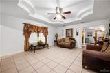 816 Woodford - Photo 2