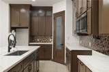 916 Brushfield - Photo 10