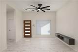 230 Longoria - Photo 2