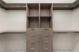230 Longoria - Photo 9