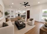 503 Bowie - Photo 2