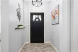 806 Reynolds - Photo 2