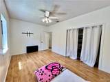 2410 28th - Photo 27