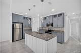 1013 Trinity - Photo 12