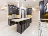 2914 Hackberry - Photo 10