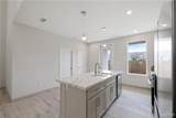 1216 Lincoln - Photo 3
