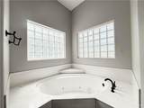 2722 Wildwood - Photo 18