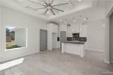 913 Trinity - Photo 4