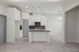 913 Trinity - Photo 5