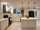501 Larkspur - Photo 2
