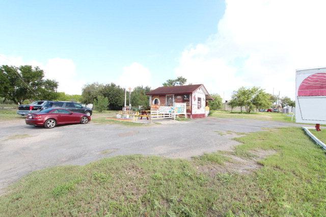 115 Salinas Boulevard - Photo 1