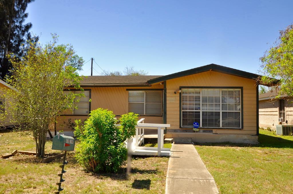 609 Elma Street - Photo 1