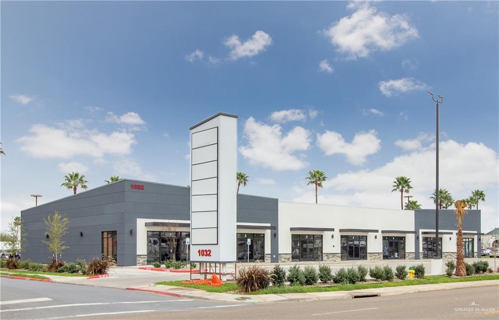 1032 Sam Houston Boulevard - Photo 1