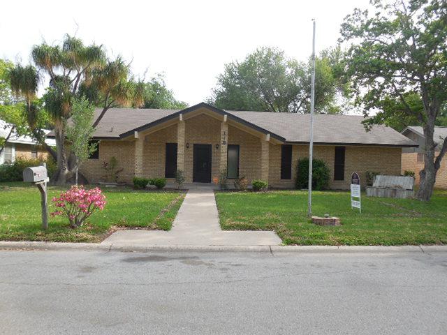 118 Iris Avenue - Photo 1