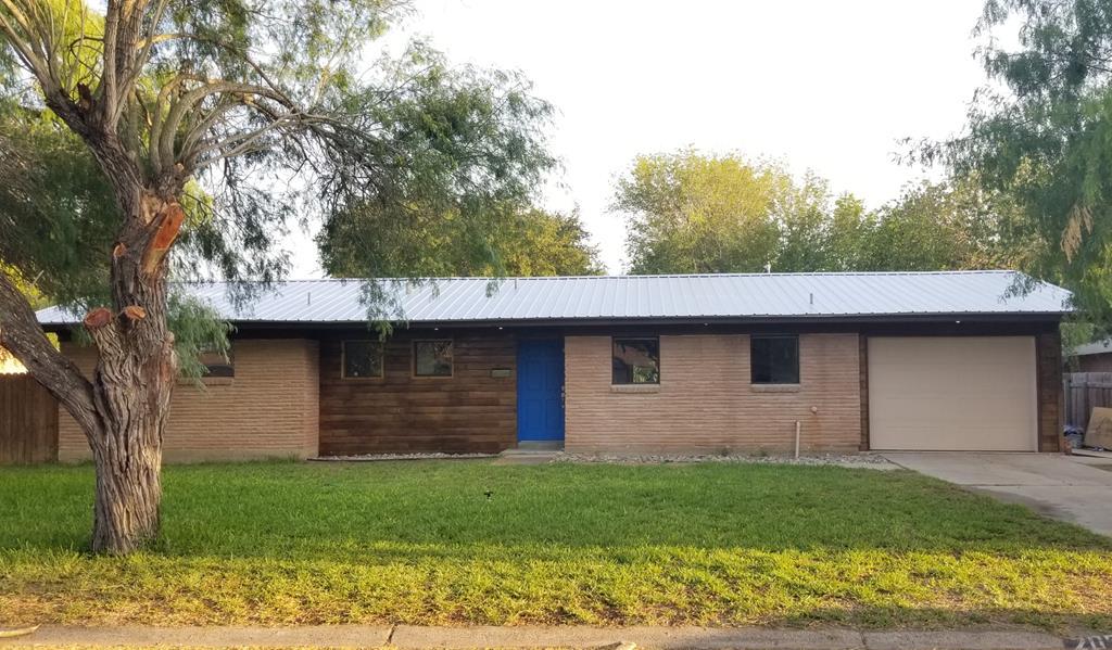 209 Vine Avenue - Photo 1