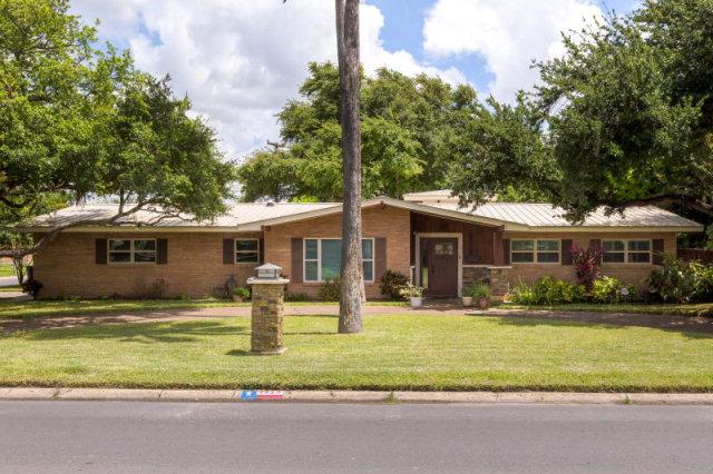 1512 Harvey Drive - Photo 1