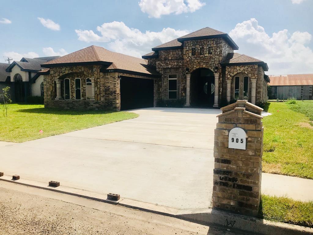 905 Villa Del Prado - Photo 1