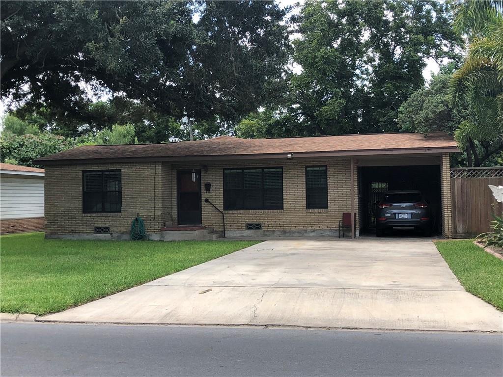 805 Tamarack Avenue - Photo 1