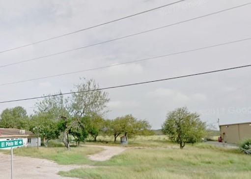00 Expressway 83 - Photo 1