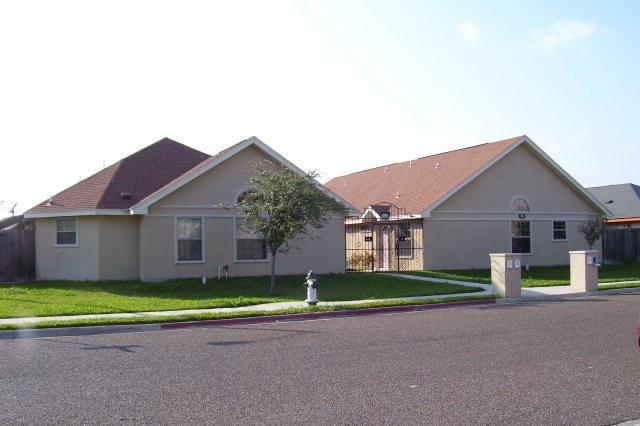 1813 Bahamas Drive - Photo 1