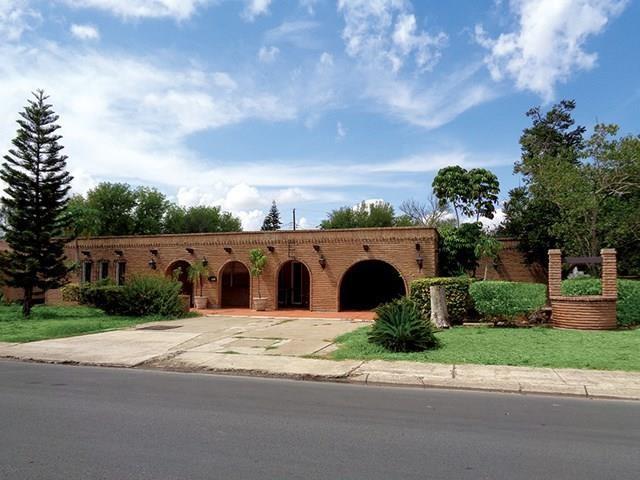 921 27th Street - Photo 1
