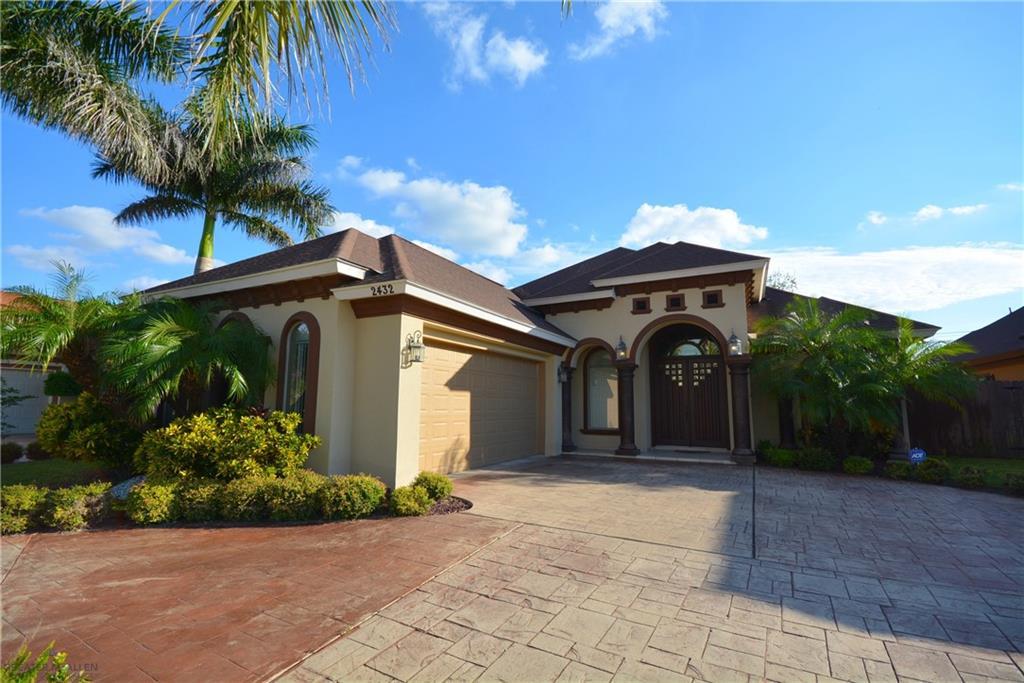 2432 Christina Avenue - Photo 1