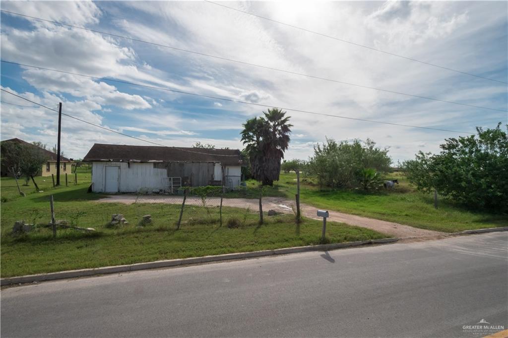13103 La Cumbres Drive - Photo 1