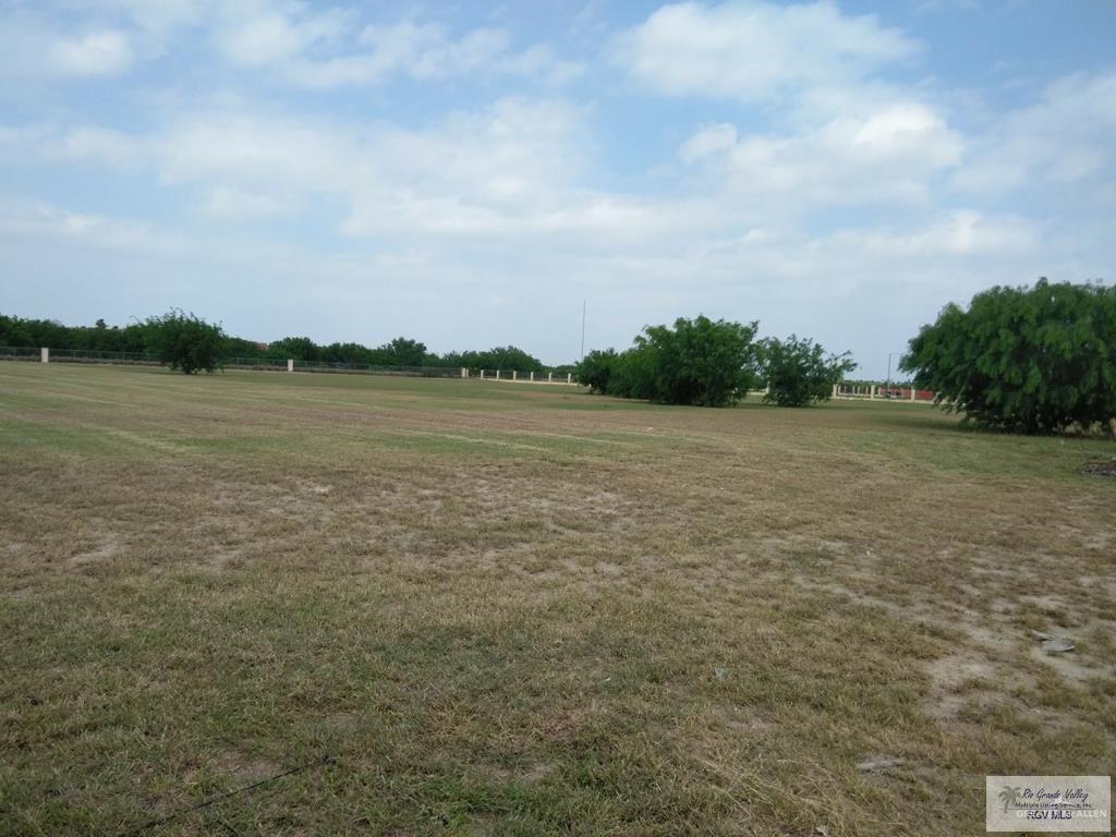904 Inspiration Drive - Photo 1