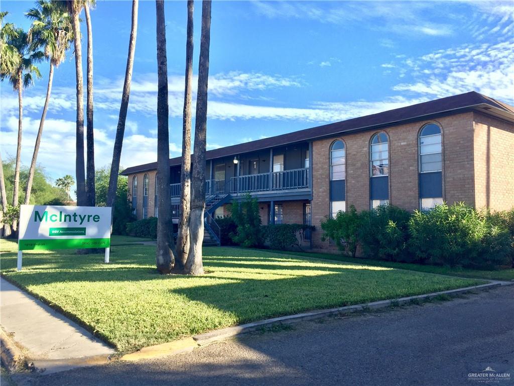 1600 Mcintyre Street - Photo 1