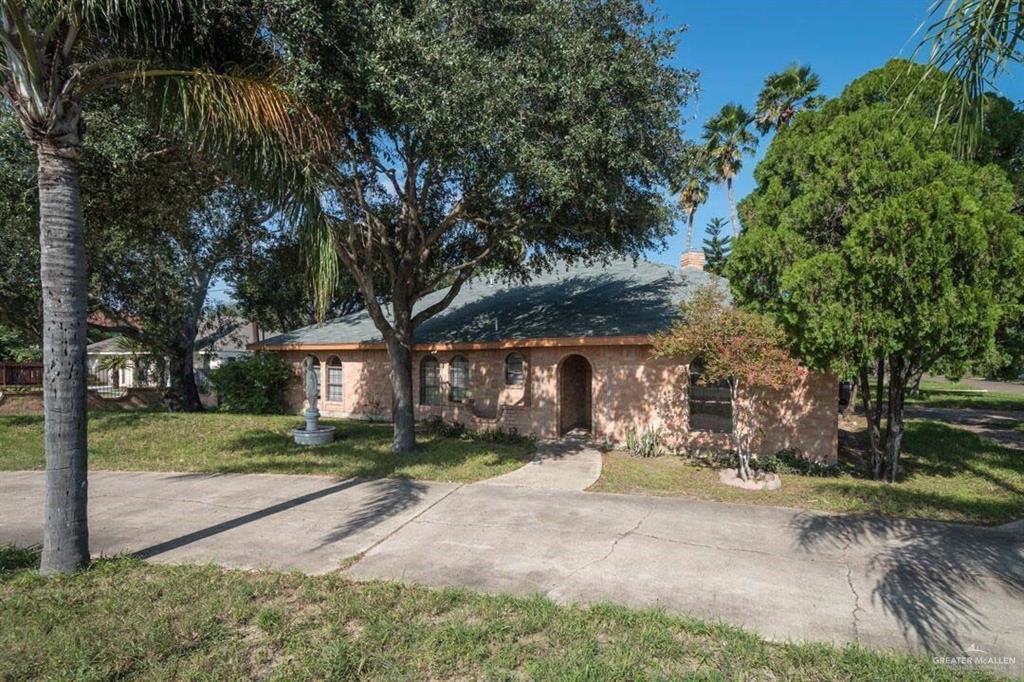 1501 Vina Avenue - Photo 1