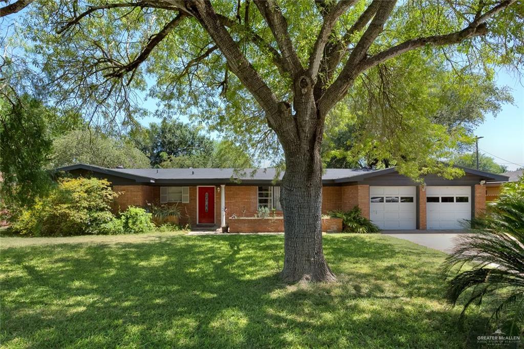 1511 Highland Avenue - Photo 1