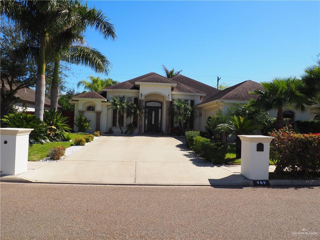 909 Red River Street - Photo 1