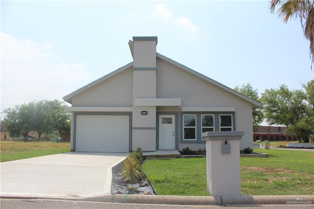 1310 Lake View Drive - Photo 1