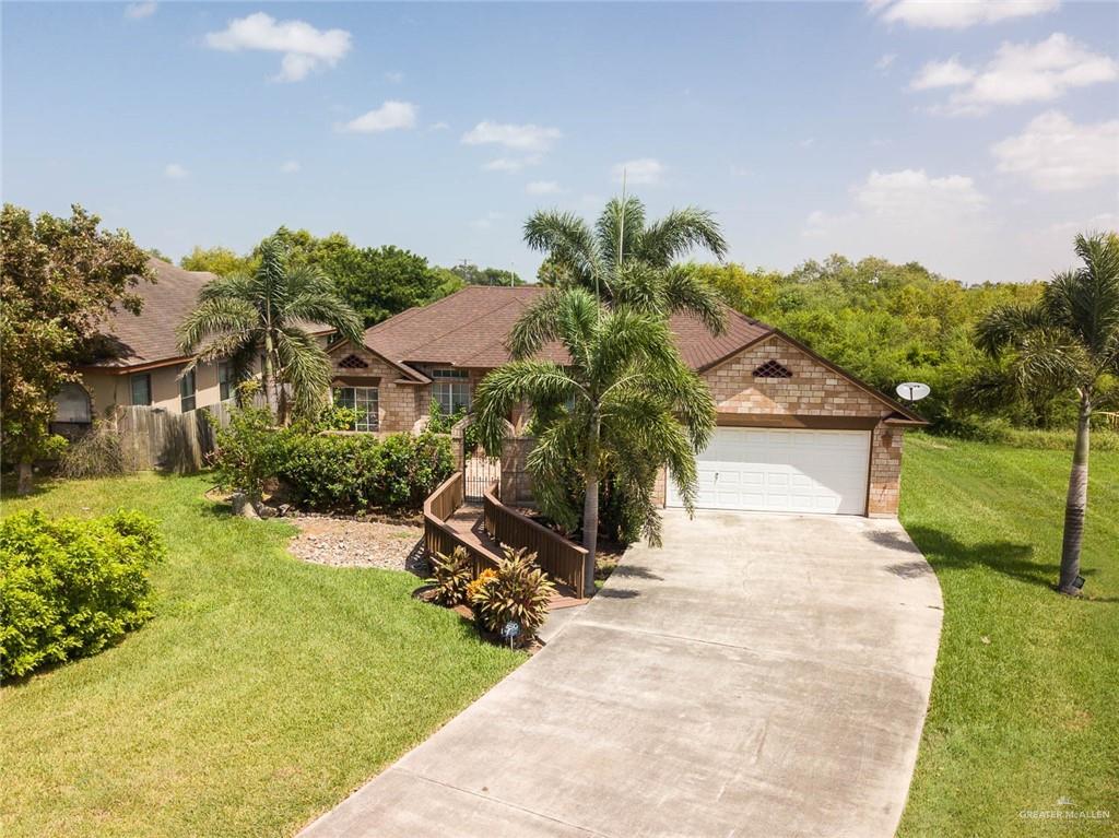 5990 Forest Boulevard - Photo 1