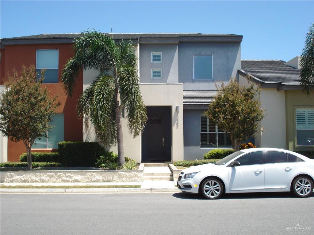 1432 Ozark Avenue - Photo 1