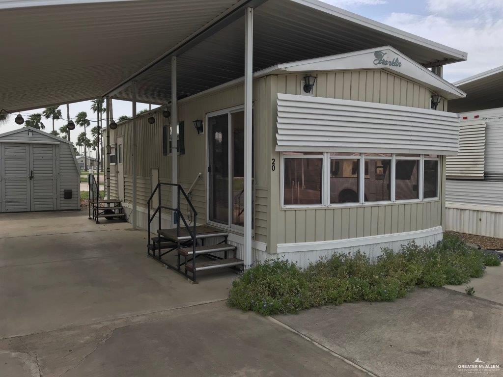 20 Main Boulevard - Photo 1