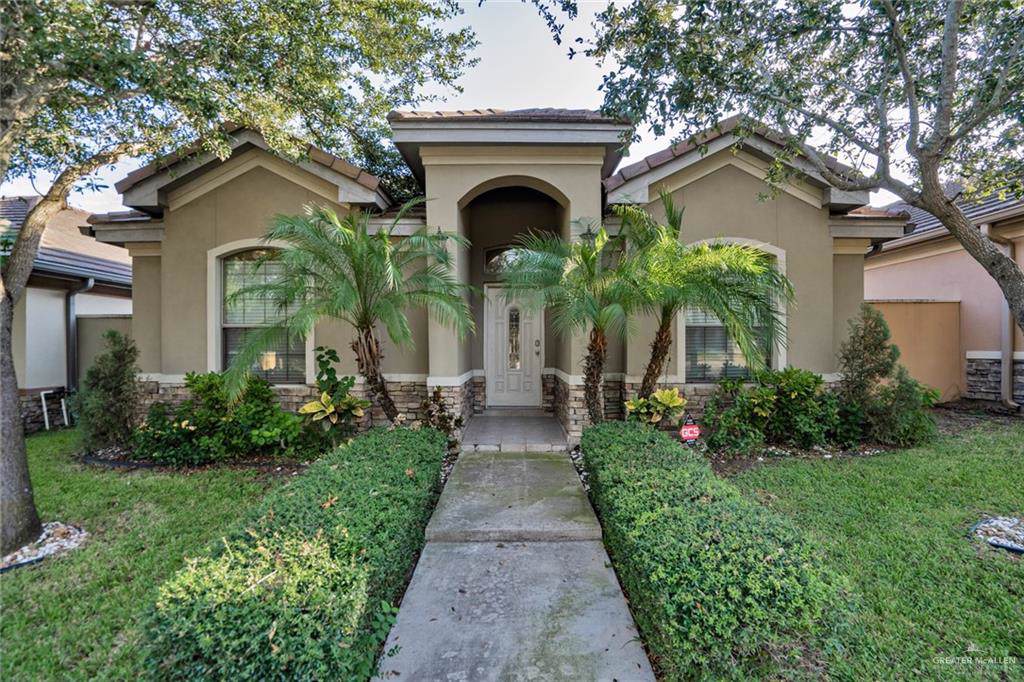608 Thornhill Avenue - Photo 1